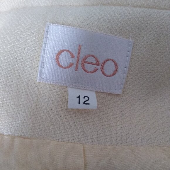 Cleo Cream blazer with shoulder pads size 12 Made in Canada - Picture 6 of 13